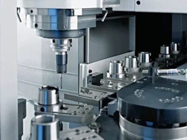 Intelligent Manufacturing Engine: Accelerating the Replacement of Domestic Molds, Digging into the New Energy Vehicle and Semiconductor New Track